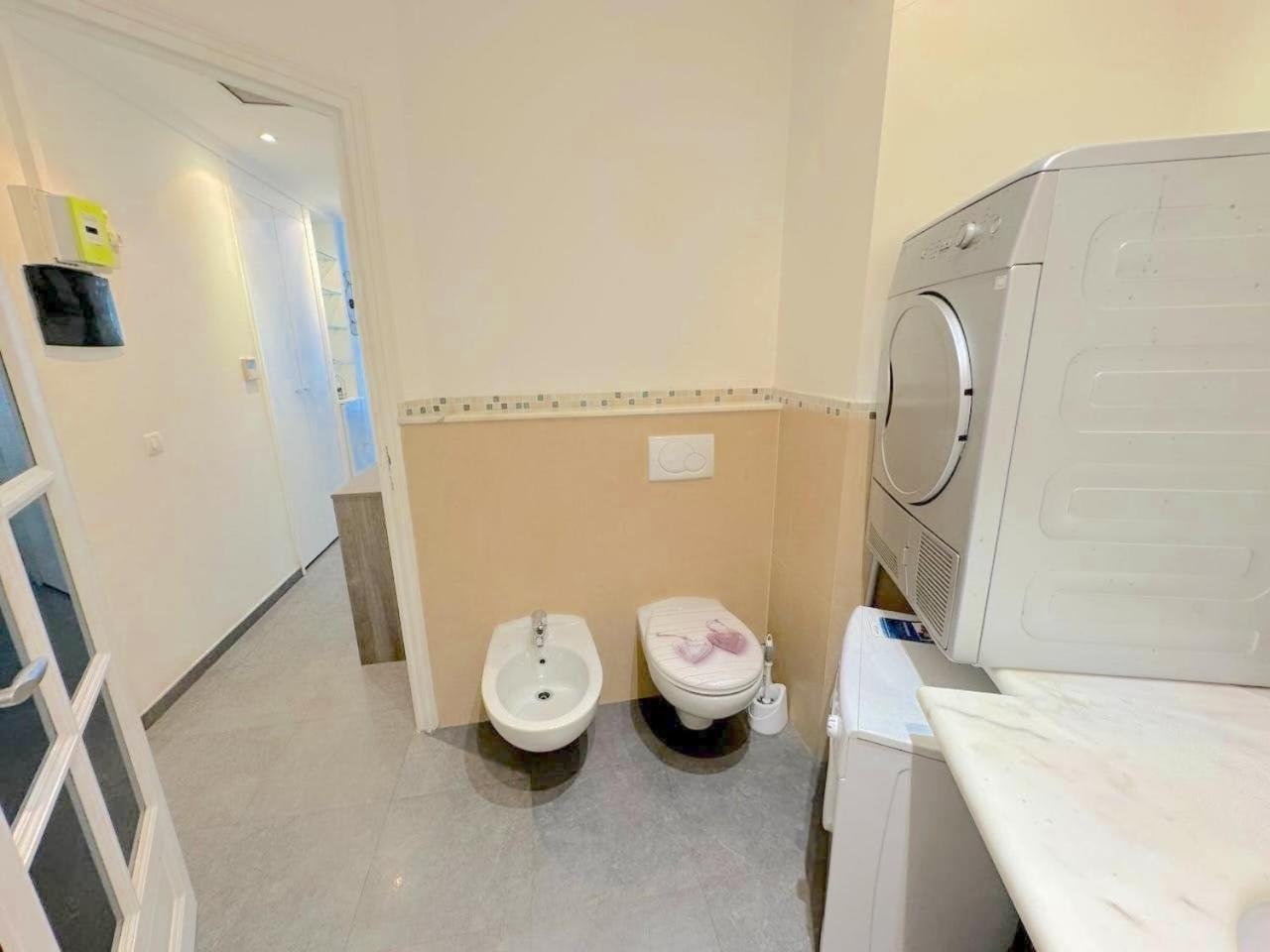 Appartement 2 Pieces 600m 1km De La Gare Nice